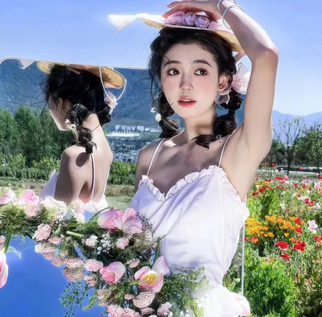她行走于黑暗中